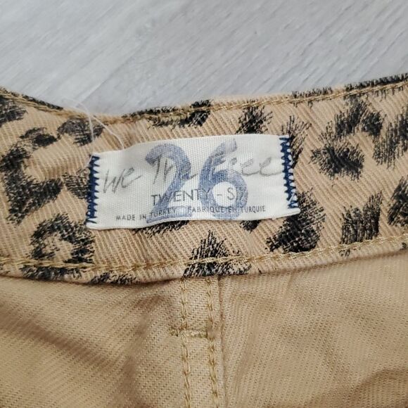 Free people we the free leopard print raw hem high waist short size 26 - Picture 5 of 8